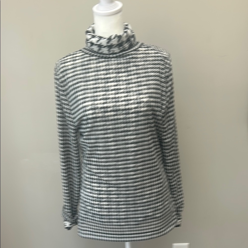 TWO Houndstooth Mesh turtleneck tops